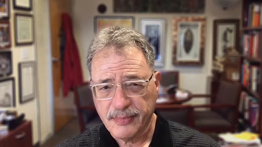 Larry Diamond:“Me alegra que Musk ya no esté en el gobierno y me gustaría ver desmantelado su Departamento de Eficiencia Gubernamental”