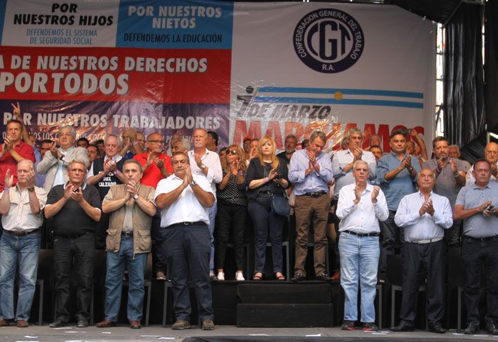La CGT convocó a un paro para fines de marzo o principios de abril