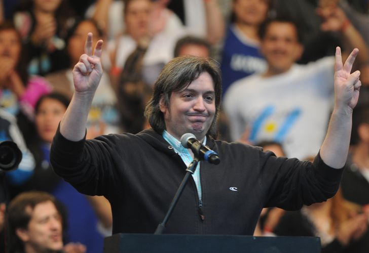 Se consolida en el Gobierno la idea de llevar a un Kirchner como candidato