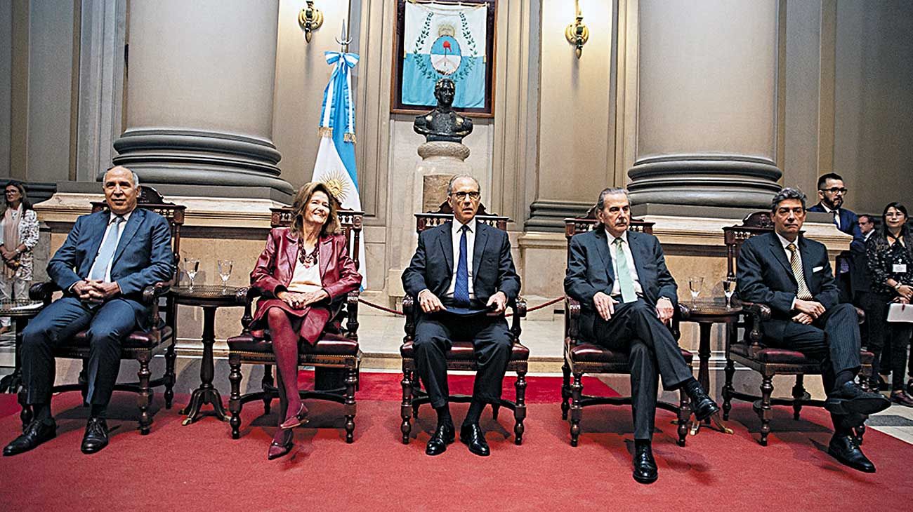 La Corte Suprema oficializó la suspensión de la feria judicial de invierno