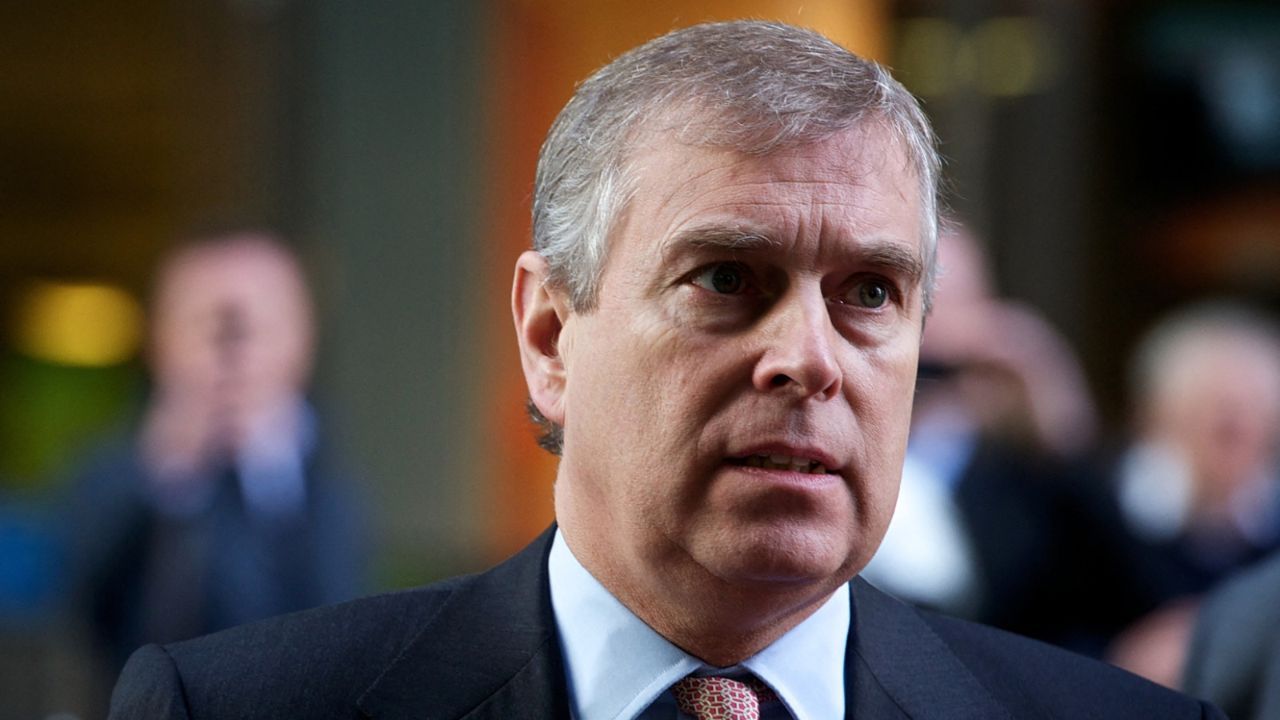 Detuvieron al expríncipe Andrés, hermano de Carlos III, por sus vínculos con Jeffrey Epstein