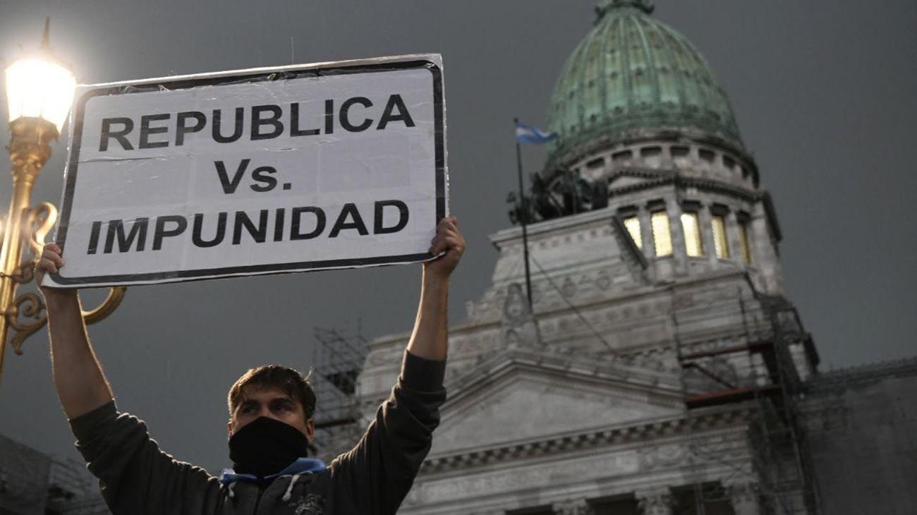 Reforma judicial: el inicio de la vigilia en el Congreso en fotos