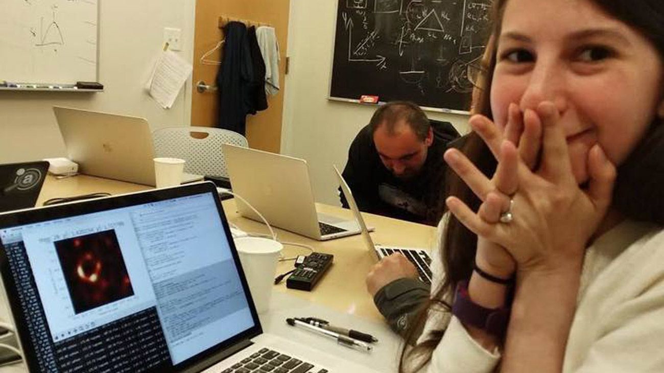 Quién es la mujer que hizo posible la primera foto del agujero negro