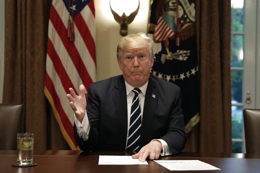 Trump vulnera independencia de la Fed al criticar alzas de tasas