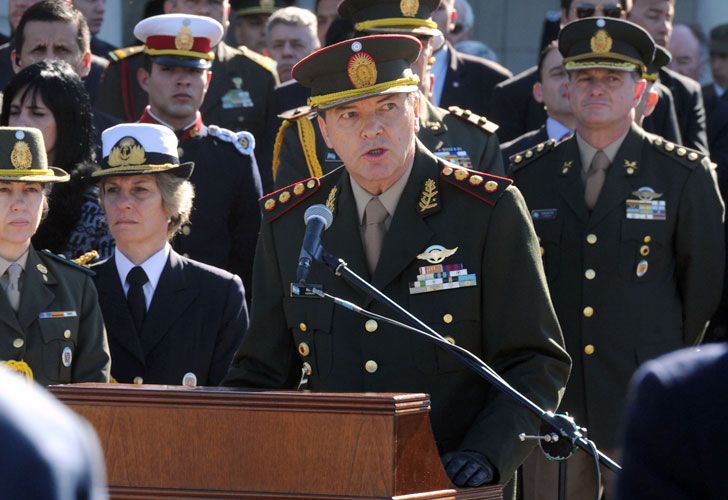 La UCR pide explicaciones a Milani por gastos excesivos en Inteligencia