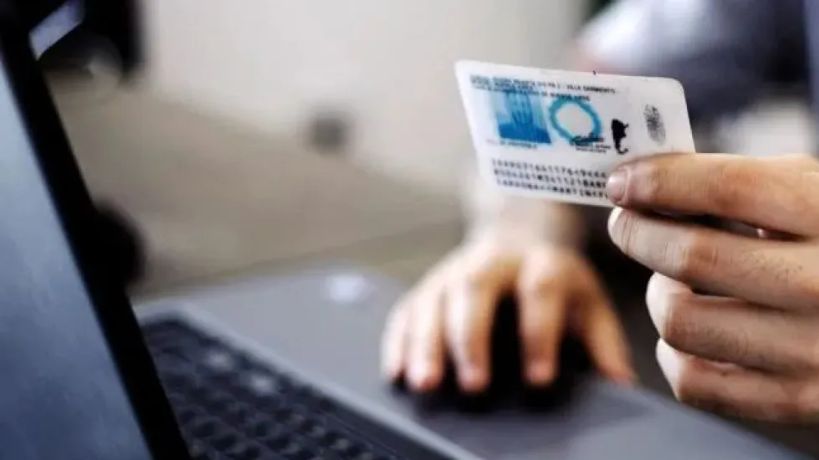 Comenzó la emisión del DNI electrónico en Córdoba: qué pasa con el documento físico