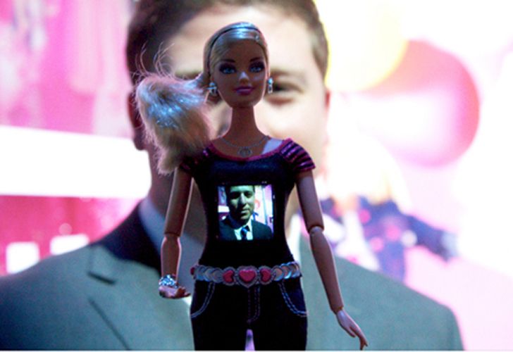 Mattel lanza una Barbie con cámara incorporada