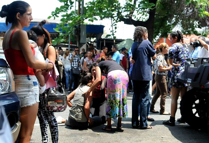 Venezuela comienza a investigar las muertes del sangriento motín