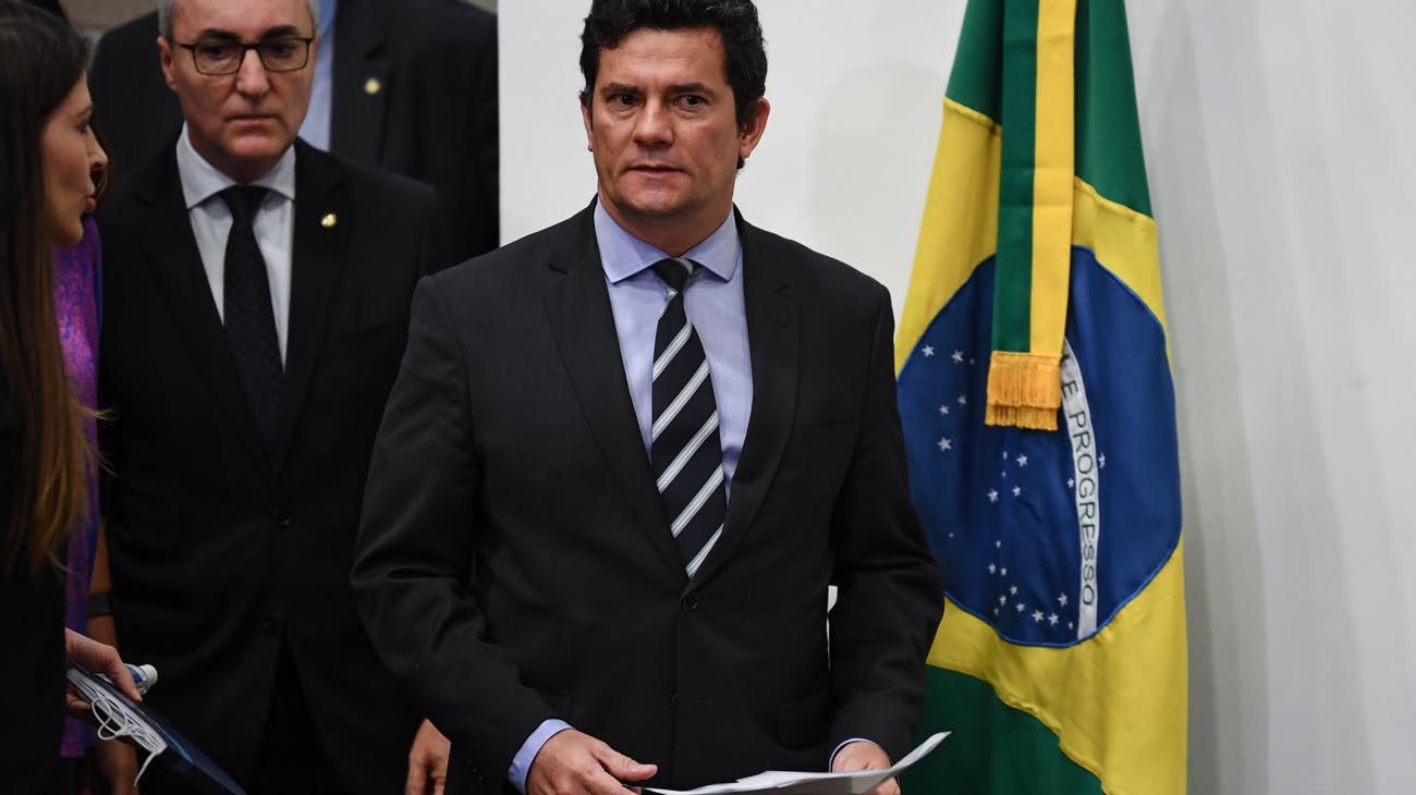 Terremoto político tras la renuncia de Sergio Moro al gobierno de Bolsonaro