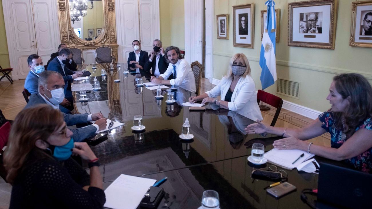 El Gobierno interviene ante las denuncias contra Insfrán y busca una salida sanitaria