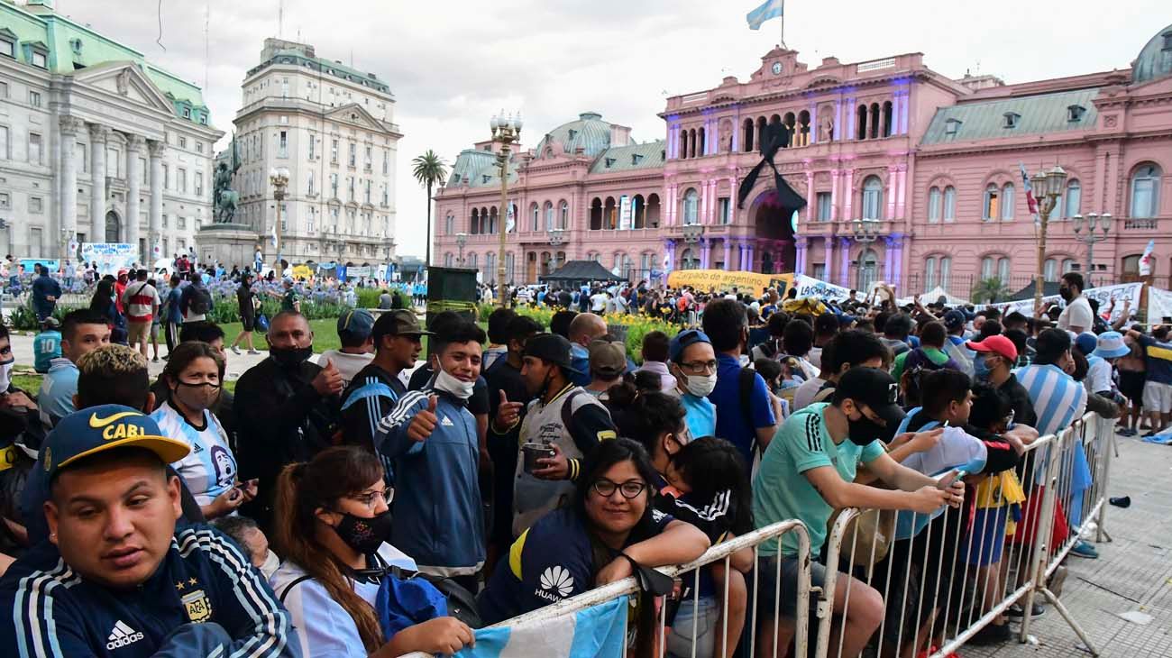 Diego Maradona y una Argentina detonada