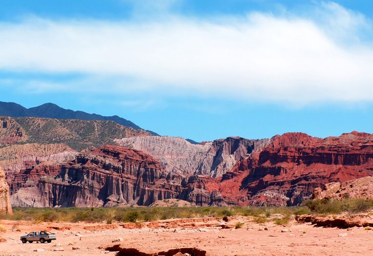 Hospedarse en La Angostura o Cafayate, más caro que Europa