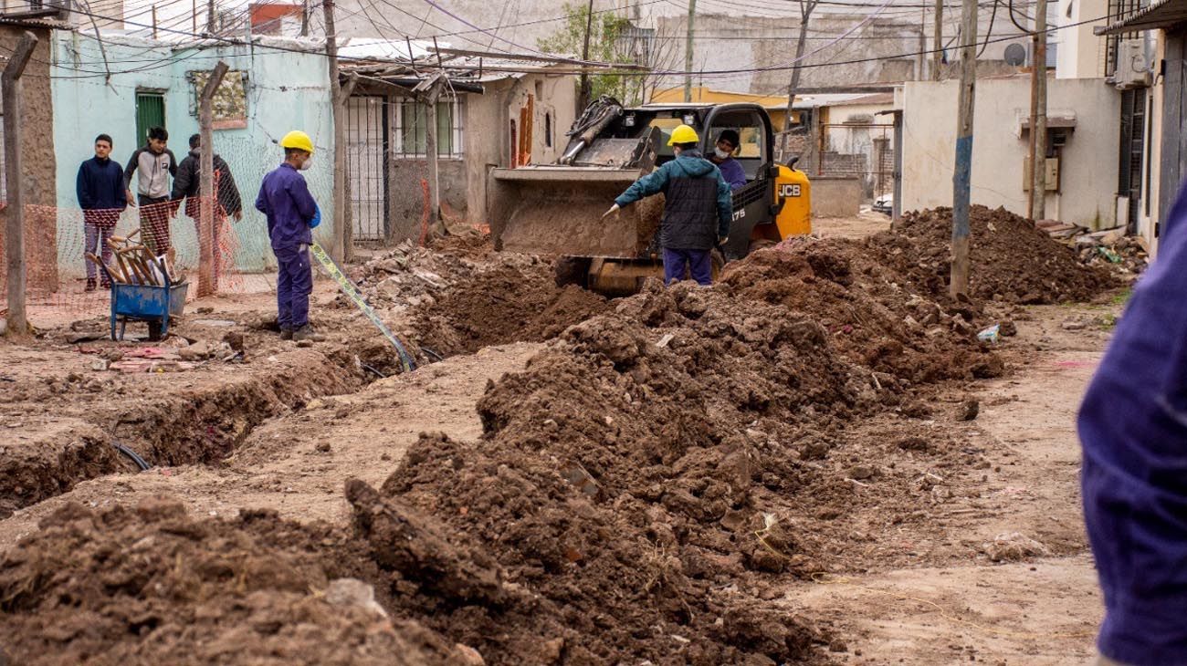 AySA anuncia importantes reformas en barrios vulnerables