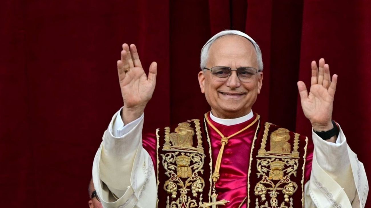 Ignacio Cloppet, historiador y amigo personal de Bergoglio: "León XIV decidió hacer suya la herencia papal, a diferencia de Francisco"