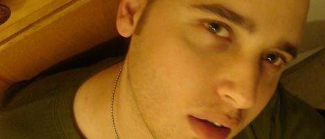 El hacker que delató la filtración de WikiLeaks recibe amenazas y elogios en Facebook