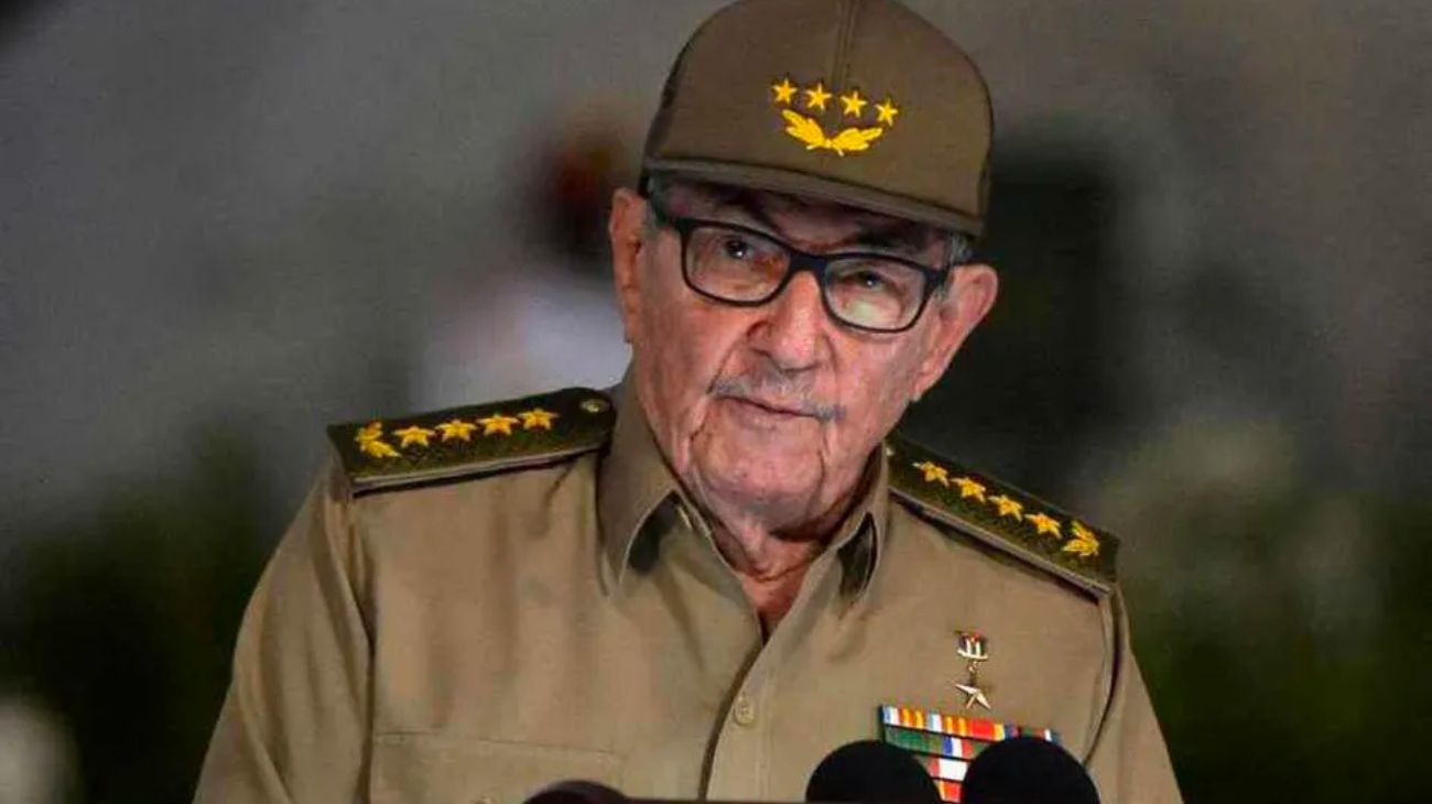 Reapareció Raúl Castro y defendió el plan de ajuste en Cuba