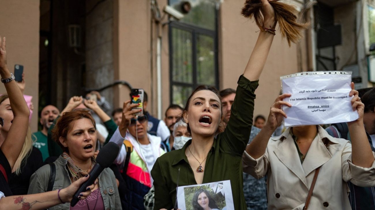 La Unión Europea podría sancionar a Irán por la represión