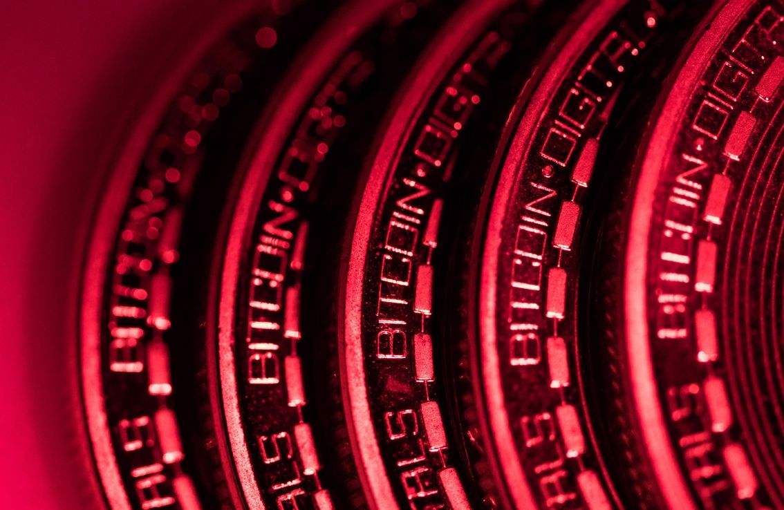 Se profundiza caída de US$600.000 millones de las criptomonedas