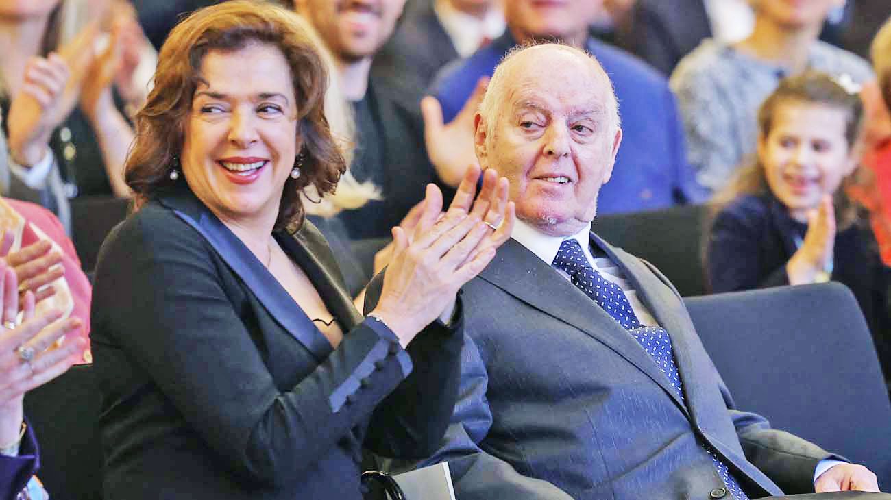 Daniel Barenboim está mejor de salud y recibió un homenaje en Berlín