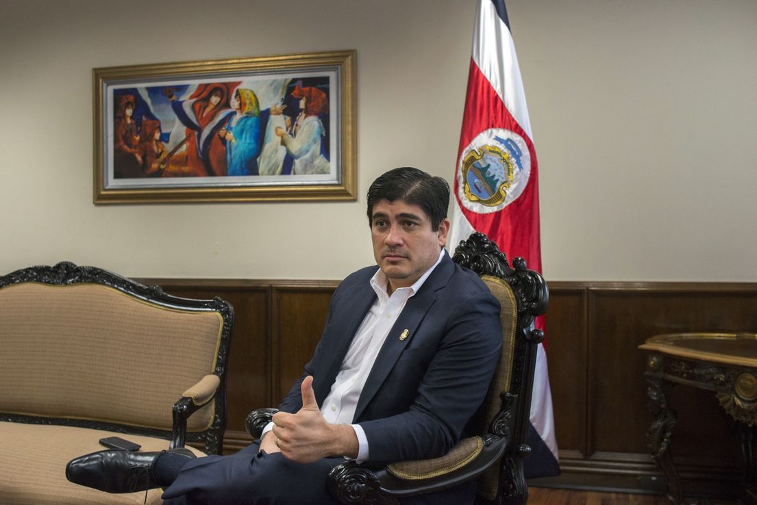 Costa Rica busca calmar a inversionistas y regresar a la venta de bonos