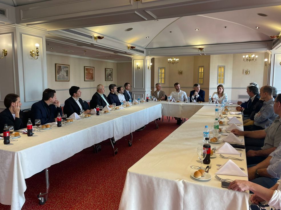 Primera reunión de intendentes del Interior con Perfil Córdoba