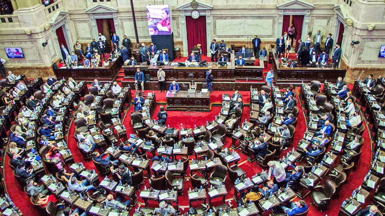 A 38 años de recuperar la democracia, ¿qué celebramos?