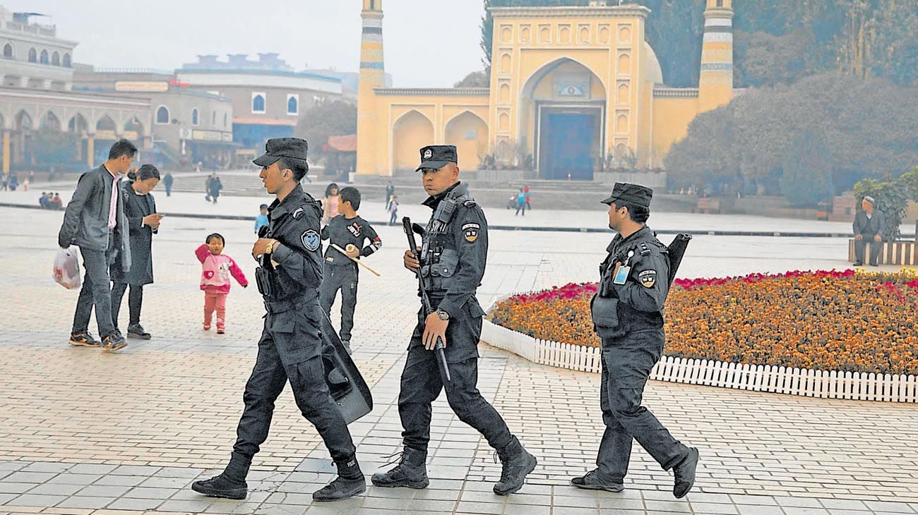 China intenta blanquear sus campos de 'reeducación' forzada de musulmanes