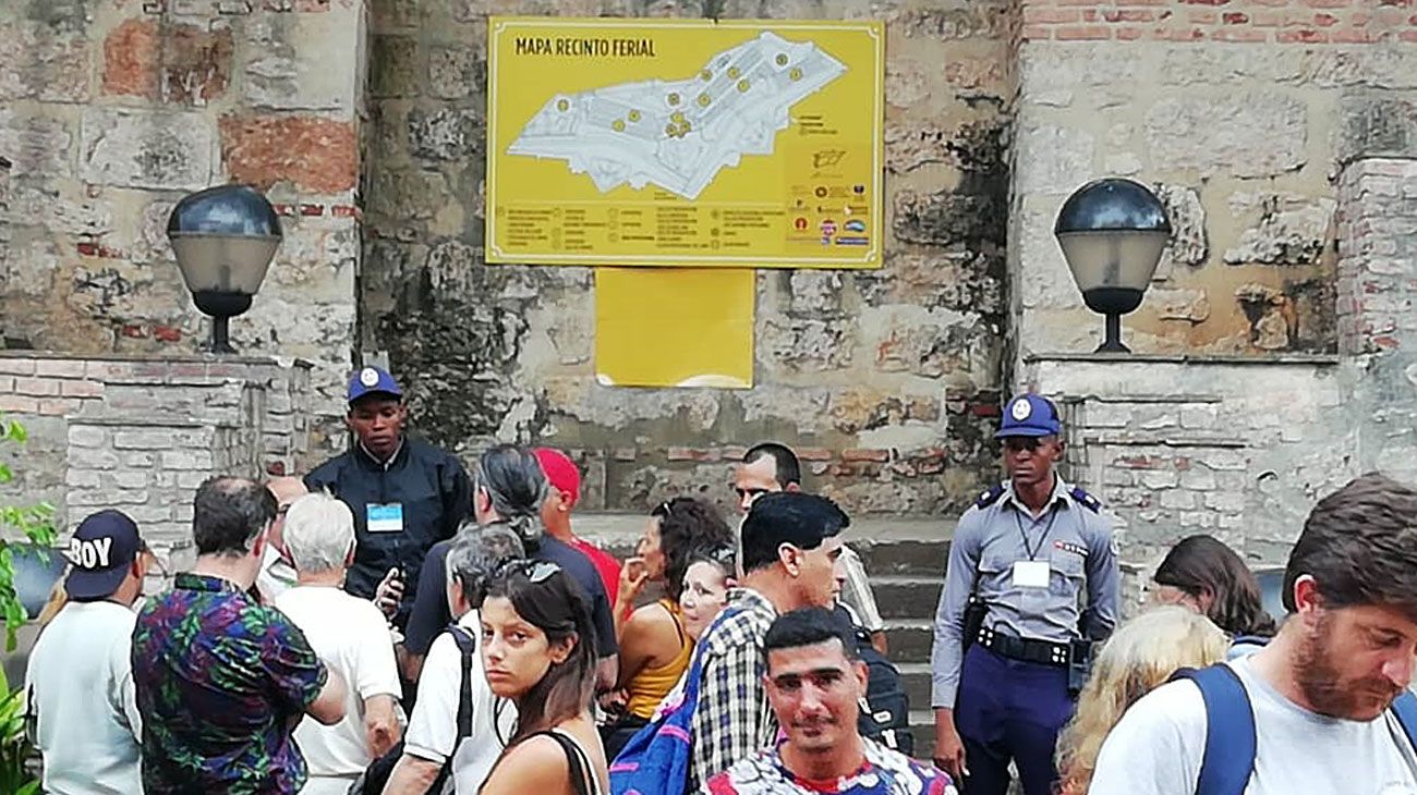 Cristina en Cuba: una presentación literaria a puertas cerradas