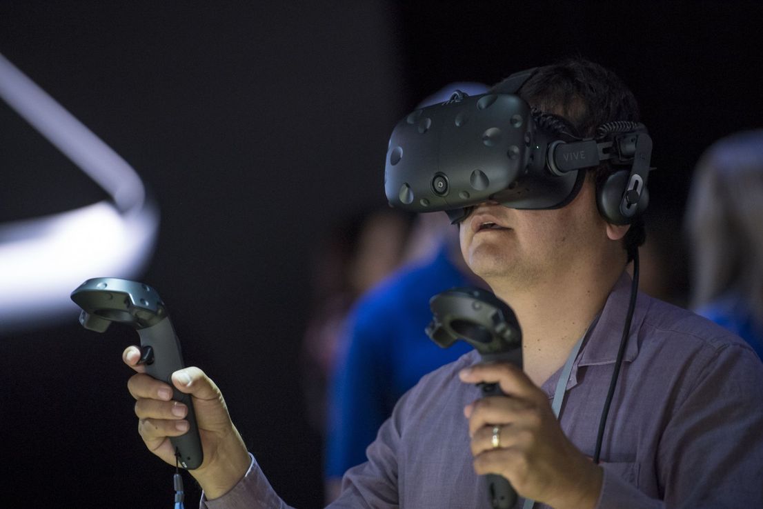 Apple muestra prototipos de visores de realidad aumentada y realidad virtual a junta directiva