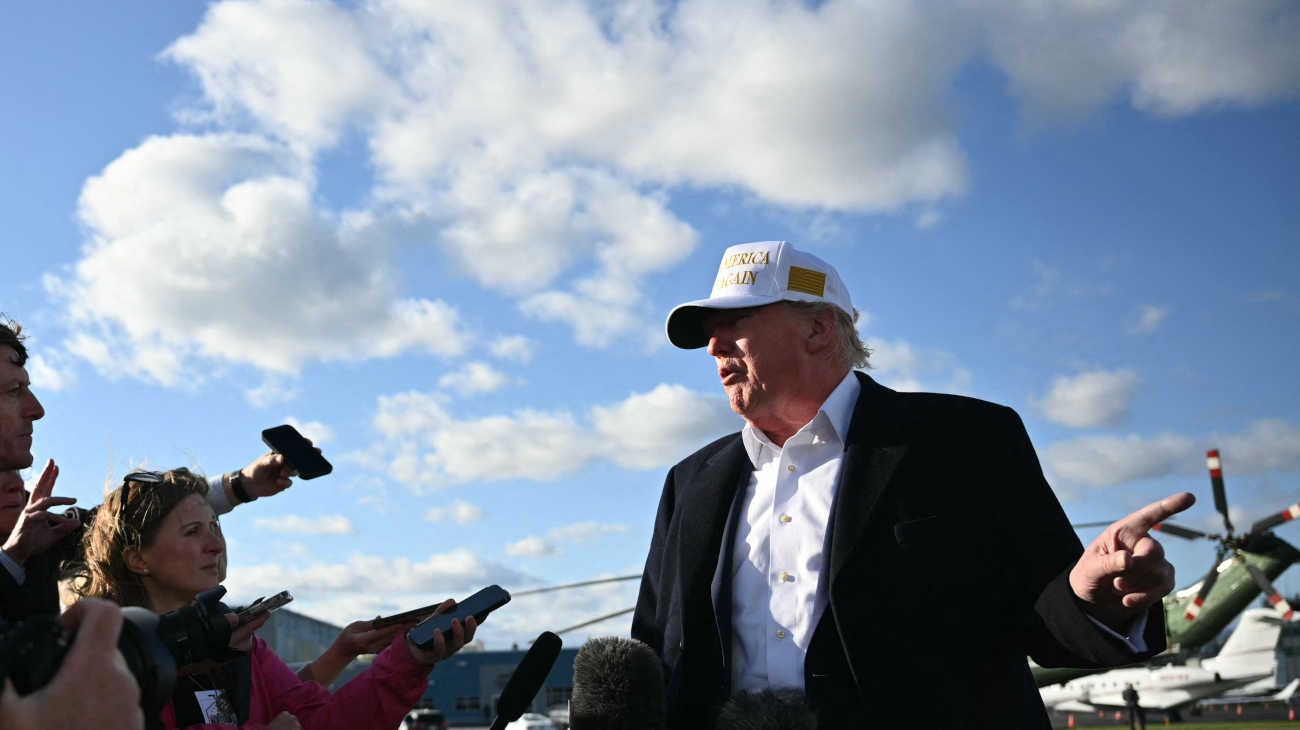 Donald Trump rompe protocolos e insiste con su obstinada idea de la anexión de Canadá