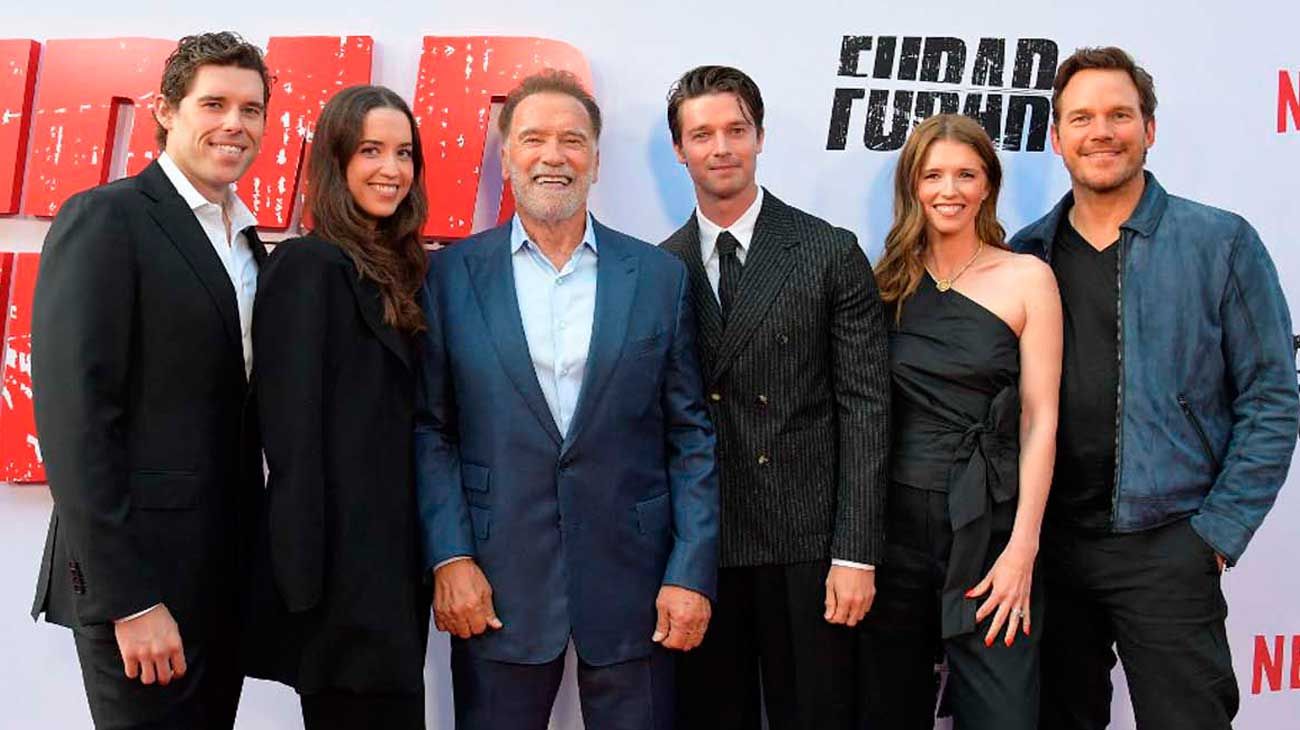 Arnold Schwarzenegger reunió a sus hijos y cuatro de ellos no posaron con un hermano