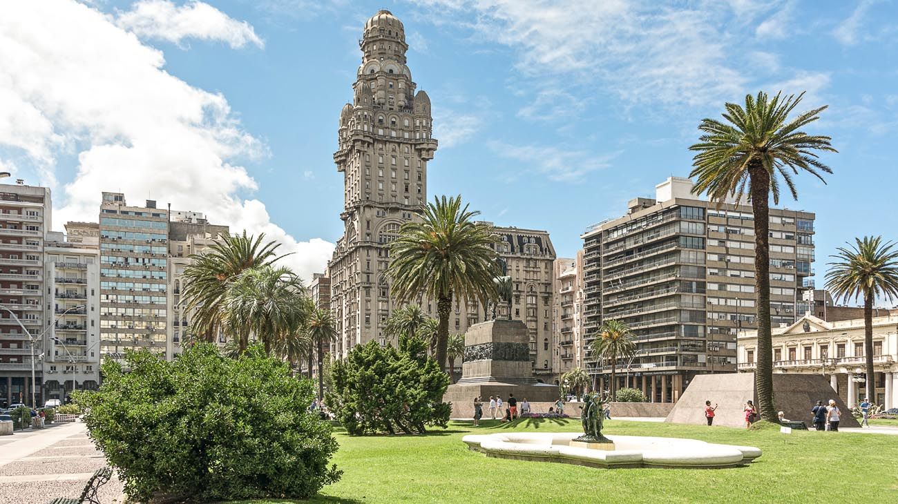 Trabajar en Uruguay: ¿cuáles son los empleos mejor pagados de Latinoamérica?