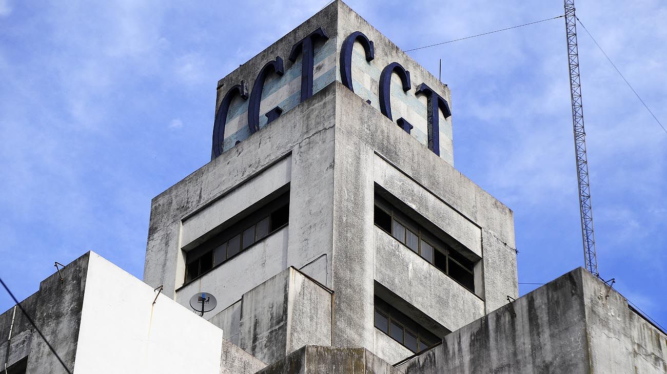 Fuerte interna en la CGT por la posible venta del histórico edificio de la calle Azopardo