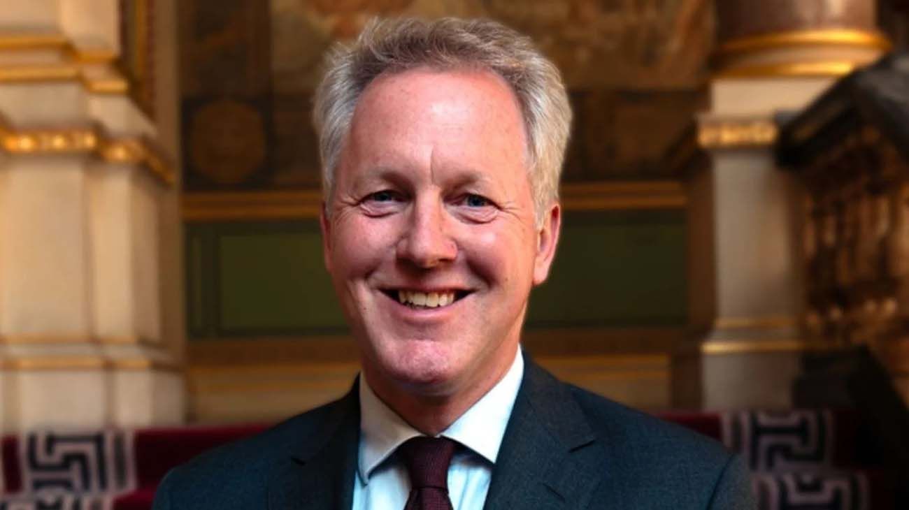 El Reino Unido nombró a David Cairns como su nuevo embajador en Argentina