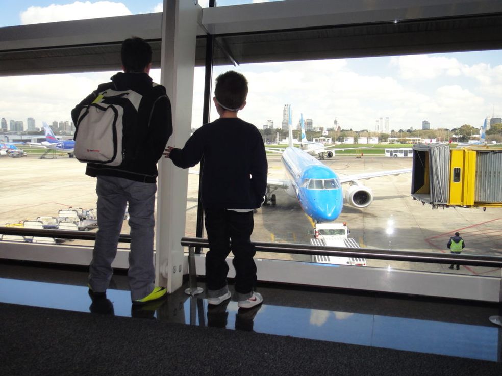Viajar al exterior con menores: ¿Cómo tramitarlo?