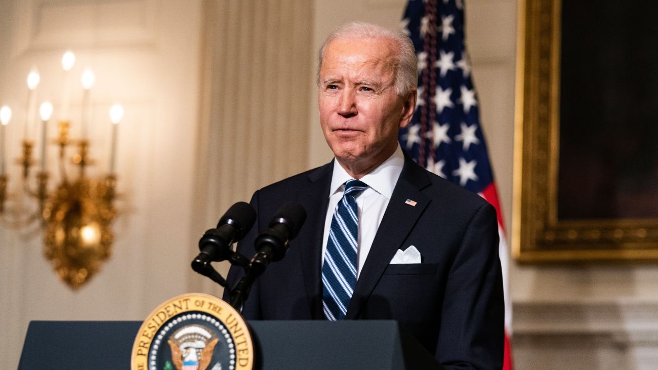 Biden combate el cambio climático y habla de impulso a empleos