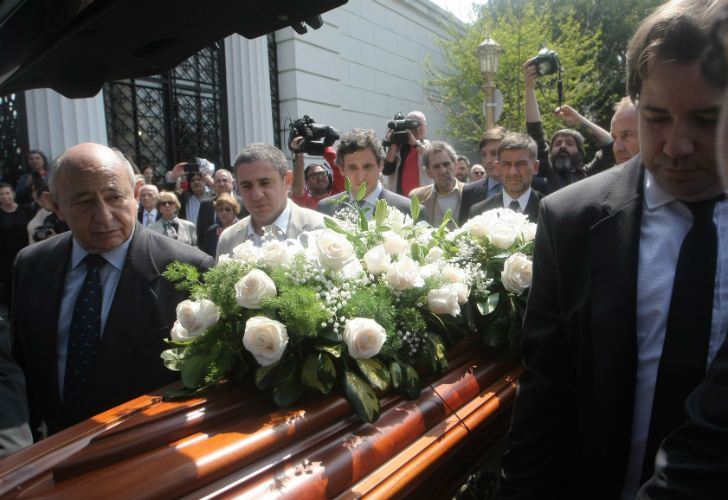 Sepultaron a María Julia Alsogaray en el cementerio de Recoleta