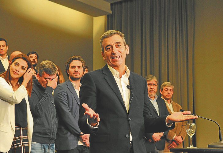 "Verbitsky cree que todos son doble agente como fue él"