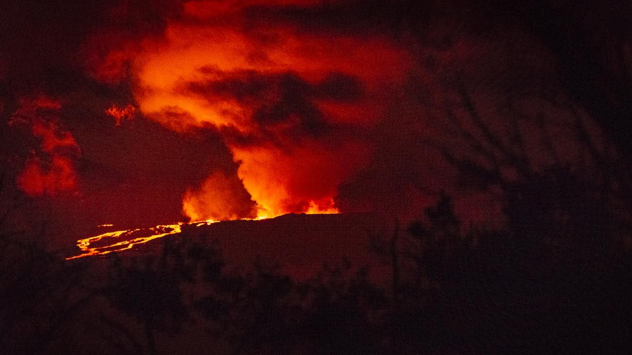 Las apocalípticas imágenes del Mauna Loa: así se ve la erupción desde el espacio