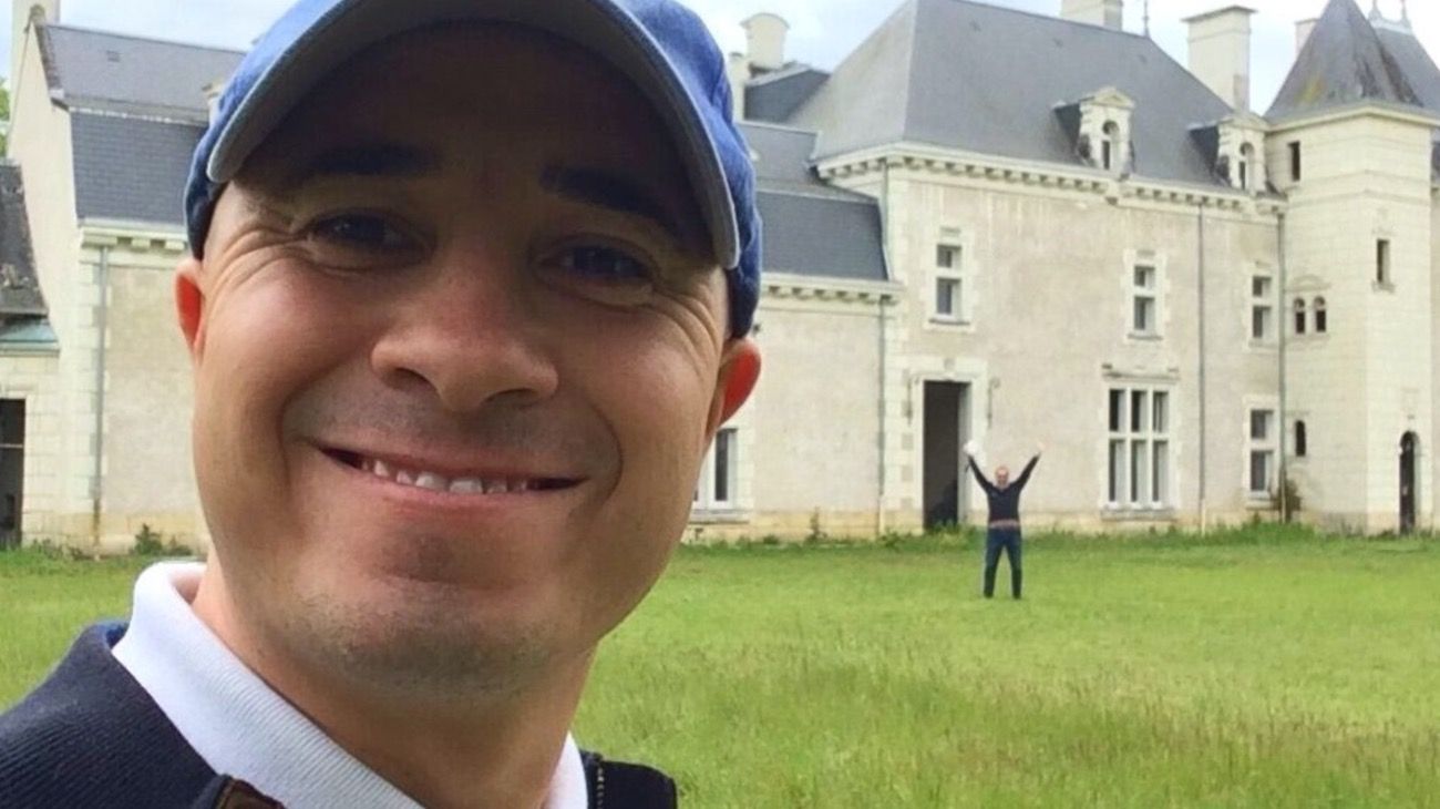 Un argentino compró un castillo en Francia como proyecto de vida y profesional