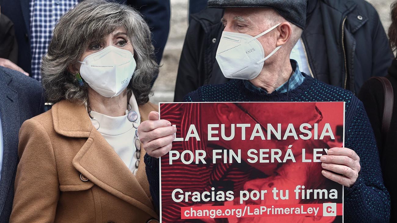 En qué consiste la ley de eutanasia que aprobó España