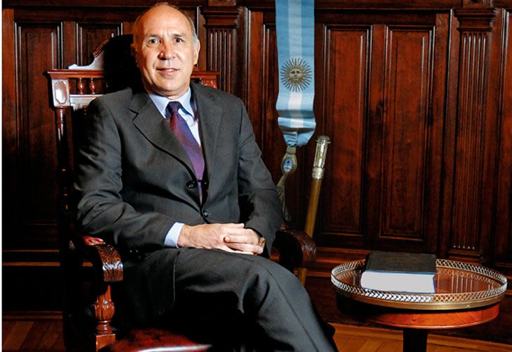 Noticias: Verdades y mentiras del plan Lorenzetti presidente