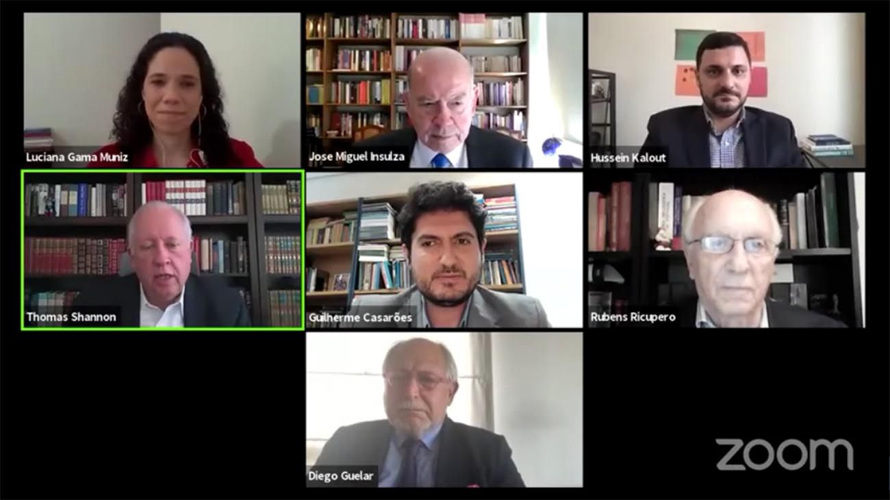 Thomas Shannon: "Brasil debería comprender que hay un cambio político importante"