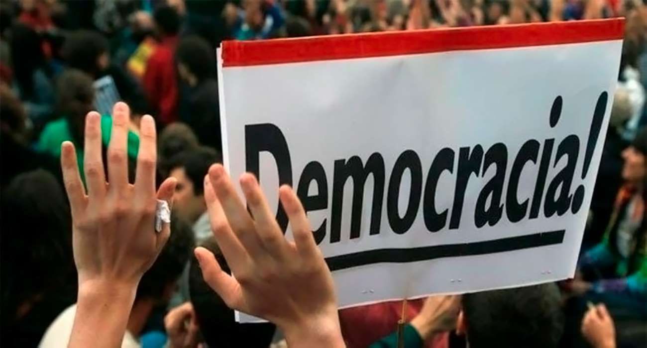 Partidos políticos en América Latina: entre el amor y el odio