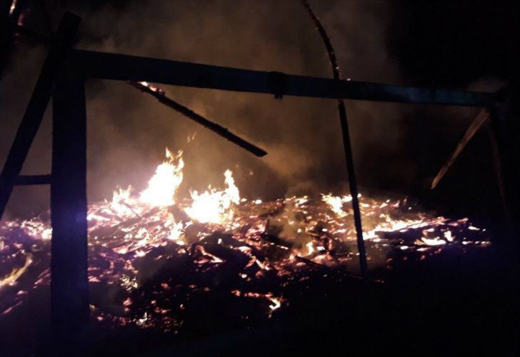 Ataques en Chile contra el Papa: incendian tres iglesias