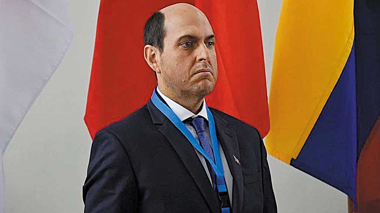 La fascinación con aquellos que ignoran las reglas y fallan