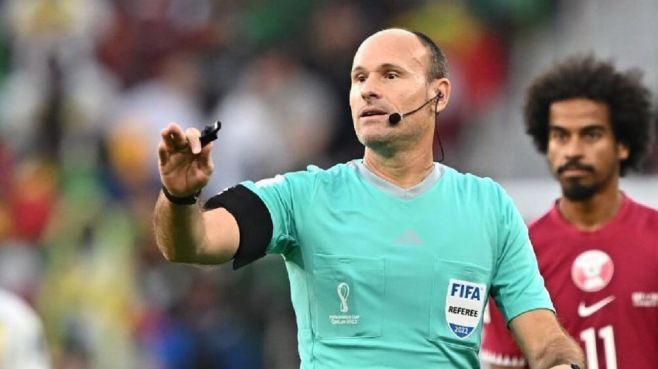 Se definió el árbitro que dirigirá el partido de Argentina vs Países Bajos