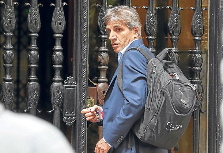 Caputo postergó su visita al Congreso para hablar de las offshore