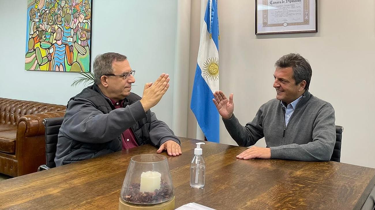 Carlos Maslatón: "Si unificás el tipo de cambio, el dólar valdría 250"