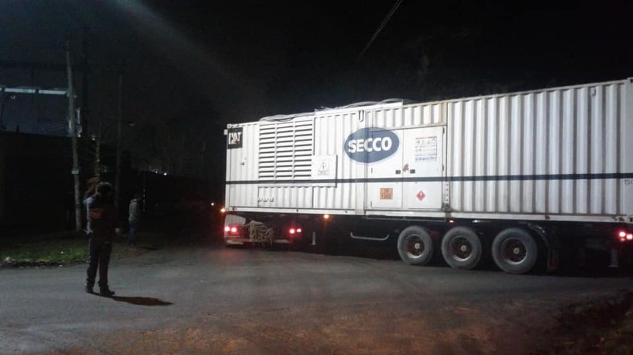 Apagón en La Plata: más de 10 mil usuarios continúan sin luz